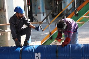 تهیه مصالح، حمل و نقل و اجرای عملیات ترمیم و مقاوم سازی سقف و سازه پست برق اصلی مجتمع( ایرفن)