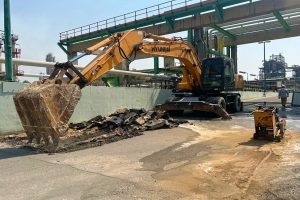 جایگزینی خطوط آب کولینگ پتروشیمی جم